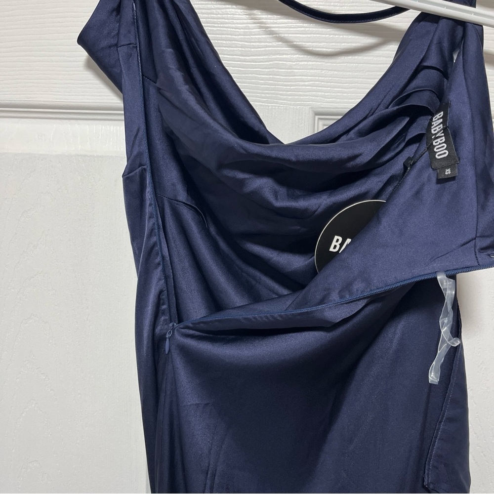 Elegant Navy One-Shoulder Maxi Dress - Picture 14 of 16